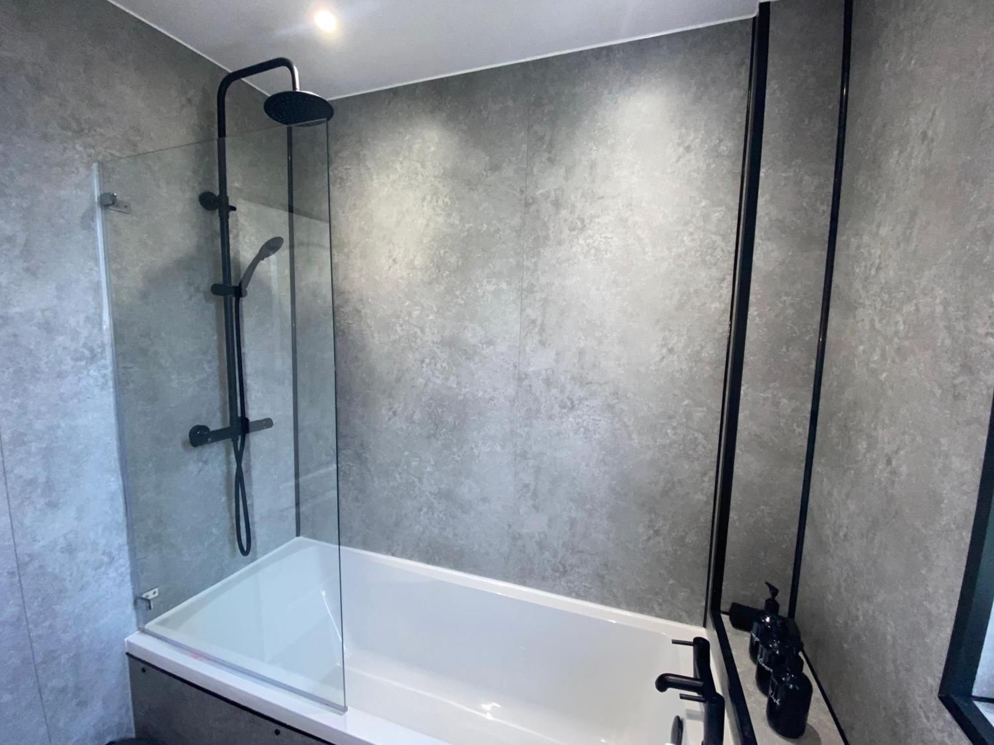 Glasgow Apartment Close To The Airport Renfrew Buitenkant foto
