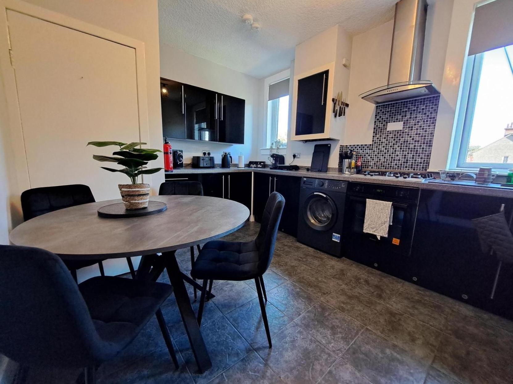 Glasgow Apartment Close To The Airport Renfrew Buitenkant foto